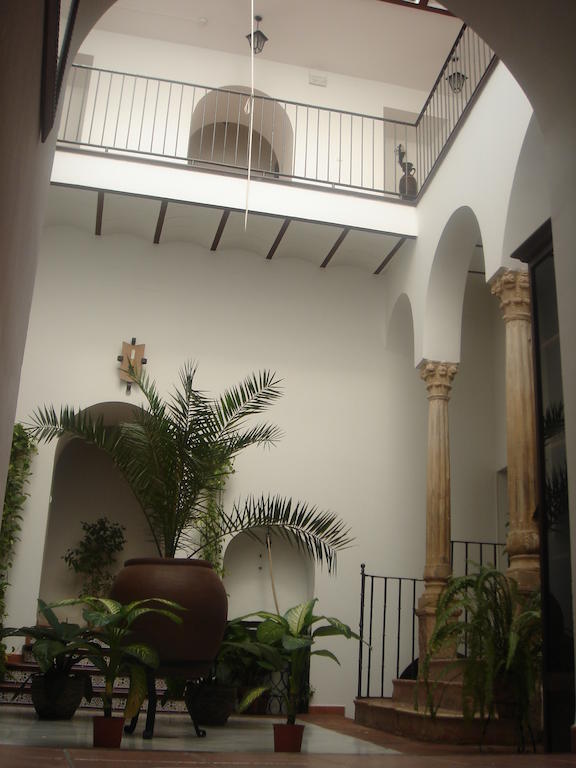 ホテル Casa Maika モントロ エクステリア 写真